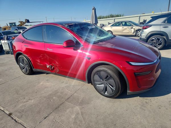 2026 TESLA MODEL Y