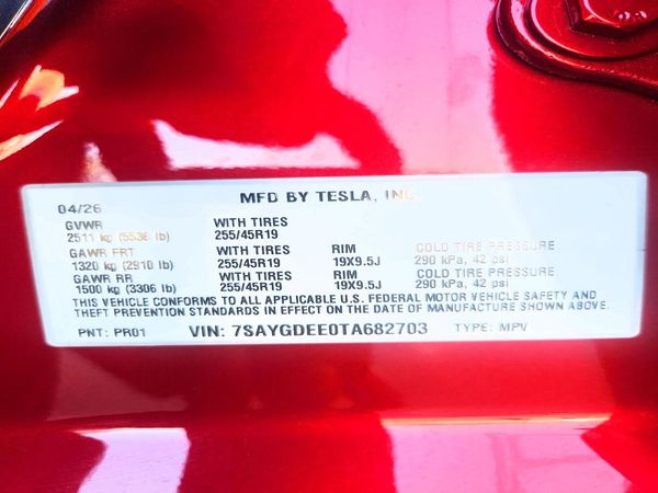 2026 TESLA MODEL Y