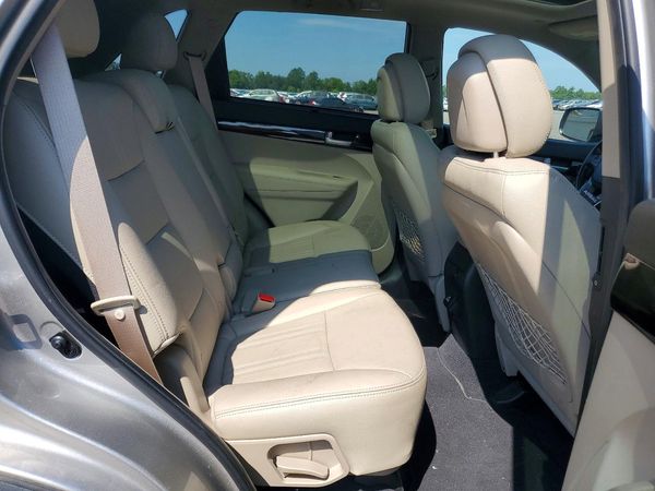2015 KIA SORENTO GLS
