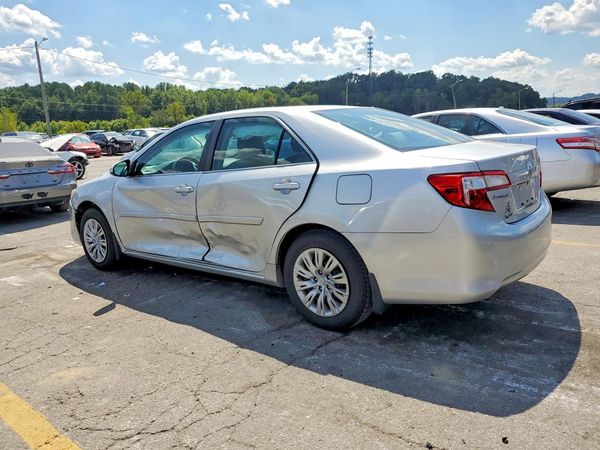 2014 TOYOTA CAMRY