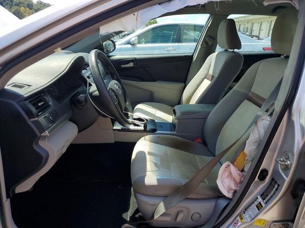 2014 TOYOTA CAMRY