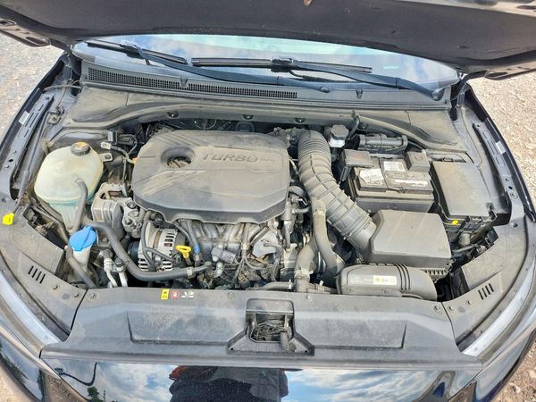 2020 HYUNDAI VELOSTER