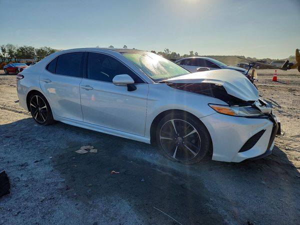 2020 TOYOTA CAMRY