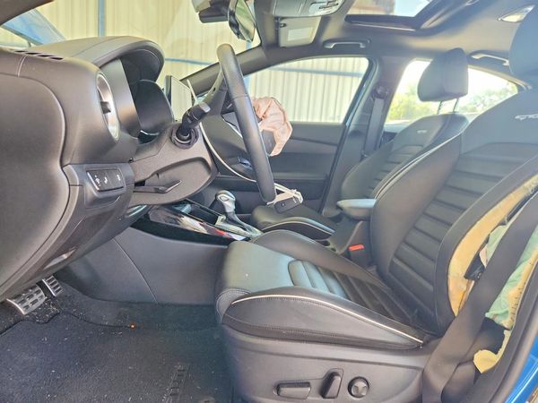2022 KIA FORTE GT Line