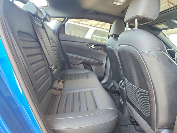 2022 KIA FORTE GT Line