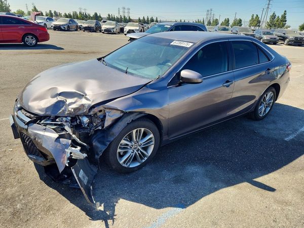 2015 TOYOTA CAMRY
