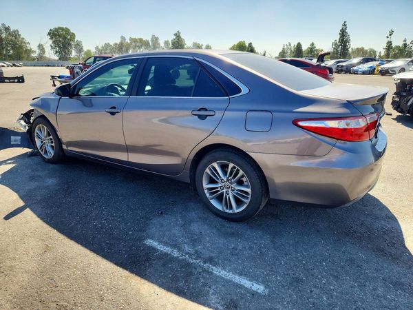 2015 TOYOTA CAMRY