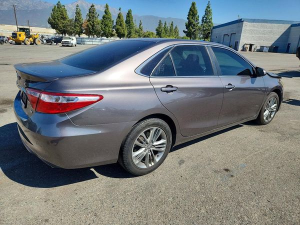 2015 TOYOTA CAMRY
