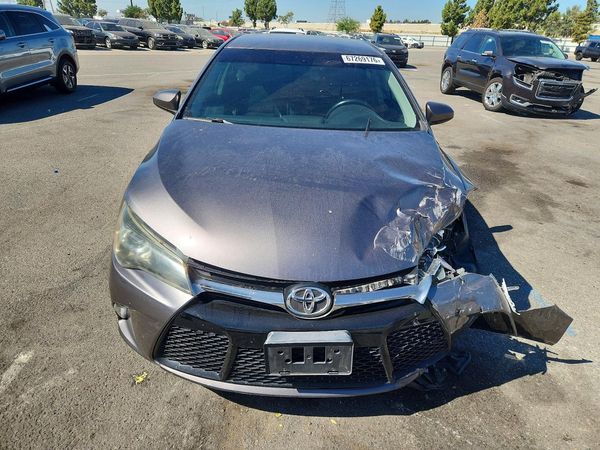 2015 TOYOTA CAMRY