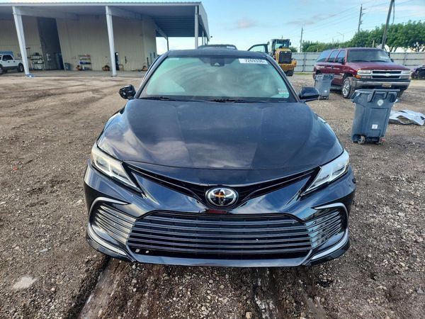 2023 TOYOTA CAMRY