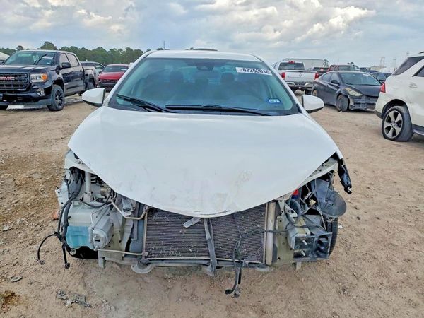 2018 TOYOTA COROLLA