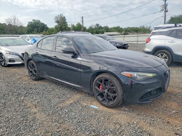 2020 ALFA ROMEO GIULIA — Passenger 3/4