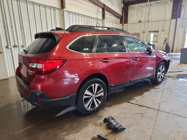2018 SUBARU OUTBACK