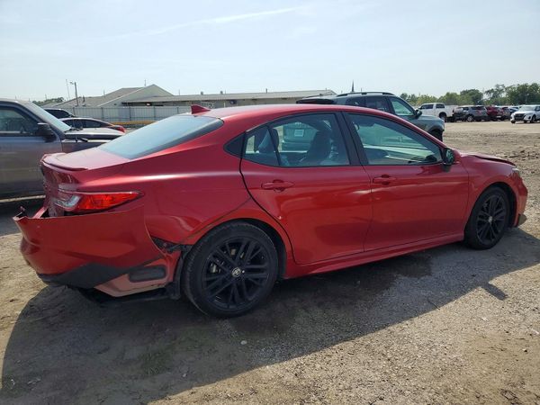 2025 TOYOTA CAMRY
