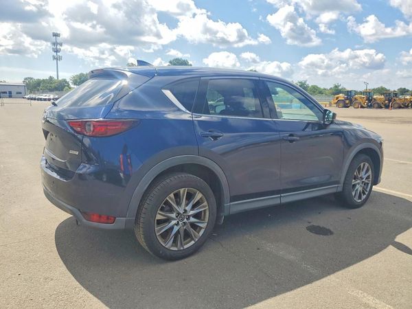 2019 MAZDA CX-5 Signature