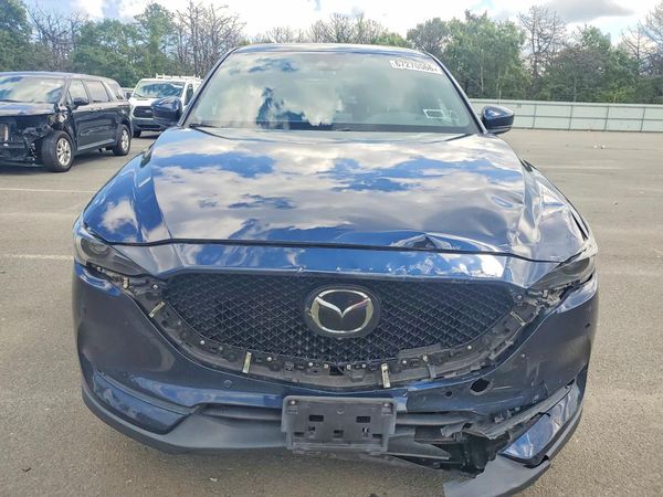 2019 MAZDA CX-5 Signature