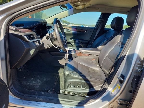 2018 CADILLAC XTS Luxury