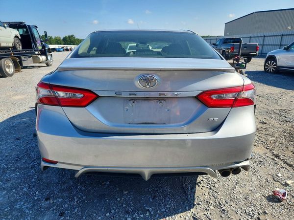2018 TOYOTA CAMRY