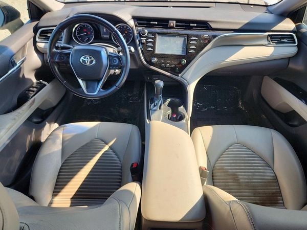 2018 TOYOTA CAMRY