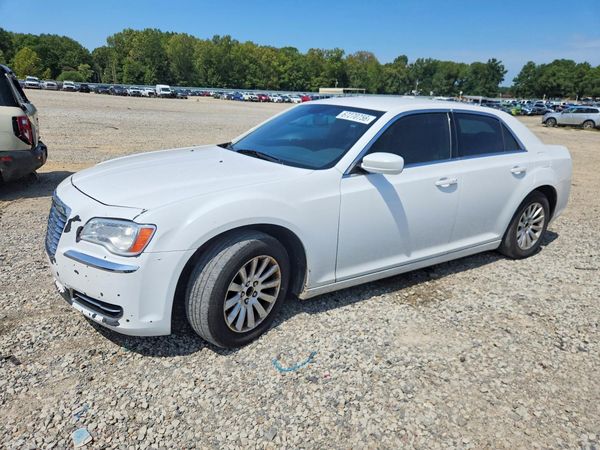 2013 CHRYSLER 300 Base/Limited