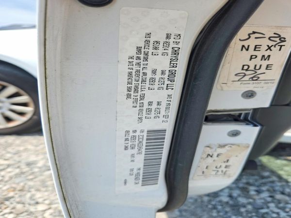 2013 CHRYSLER 300 Base/Limited