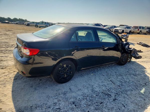 2012 TOYOTA COROLLA