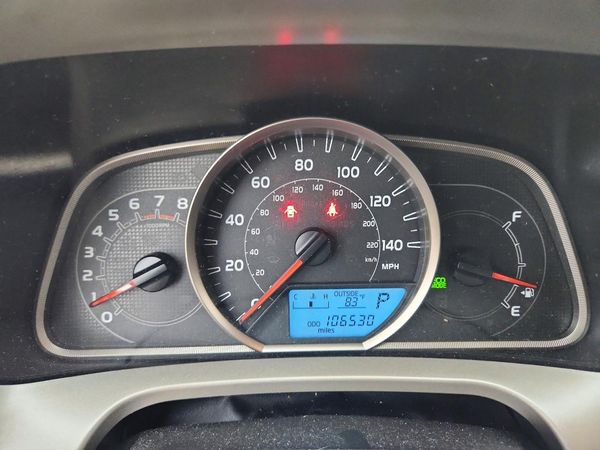 2015 TOYOTA RAV4 LE (X Grade)