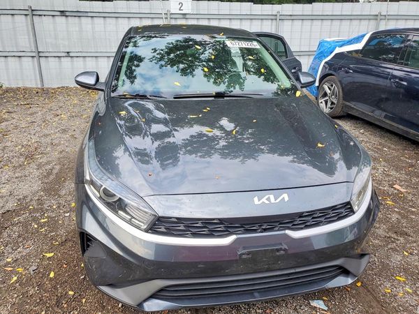 2022 KIA FORTE FE, LXS
