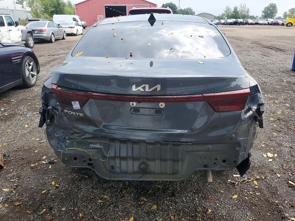 2022 KIA FORTE FE, LXS