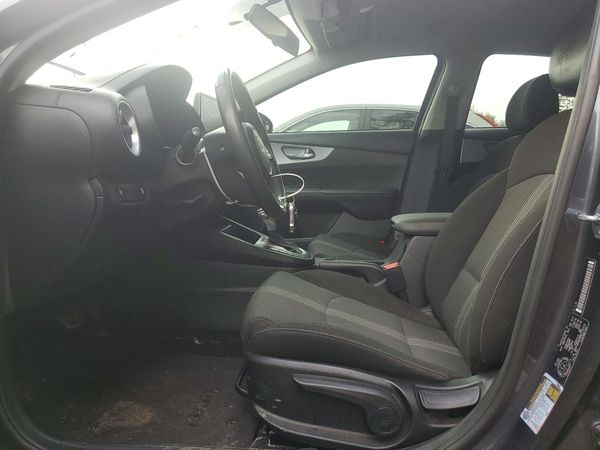 2022 KIA FORTE FE, LXS