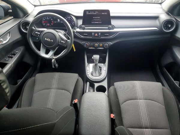 2022 KIA FORTE FE, LXS