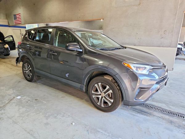 2018 TOYOTA RAV4 LE