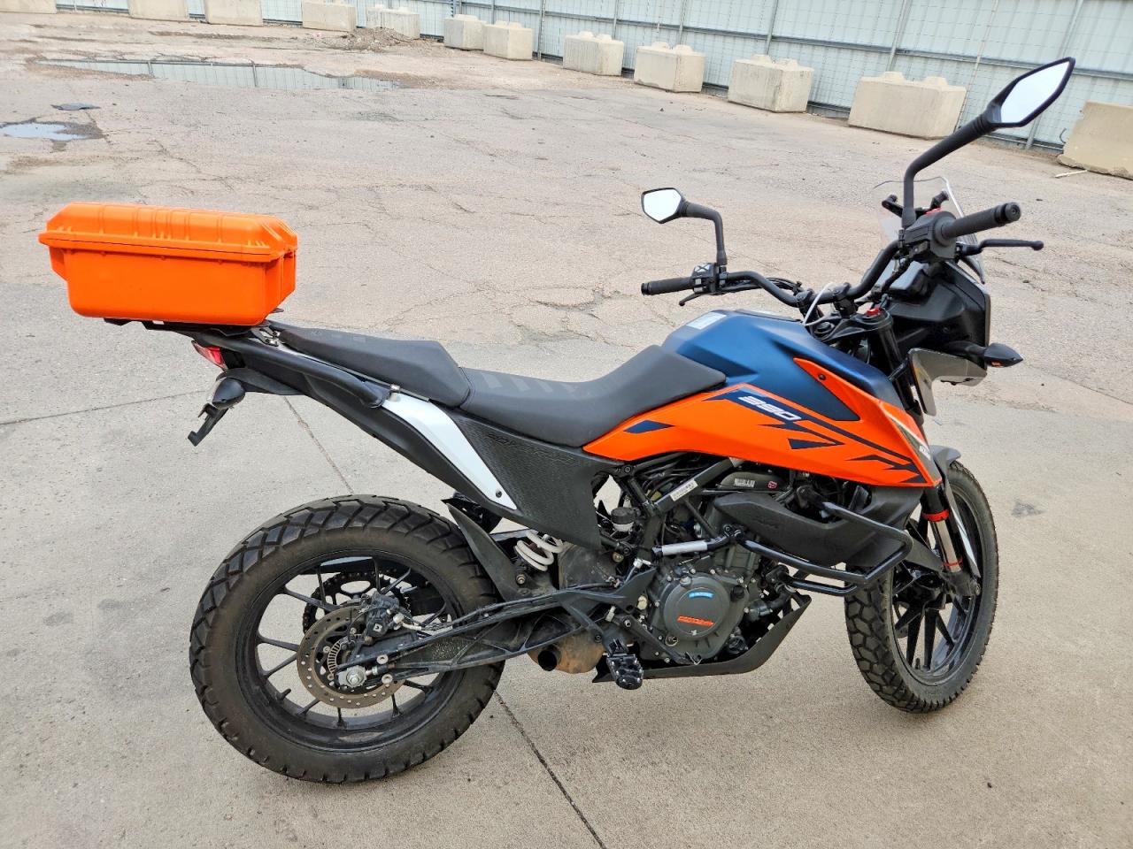 2022 KTM 390