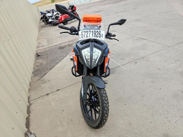 2022 KTM 390