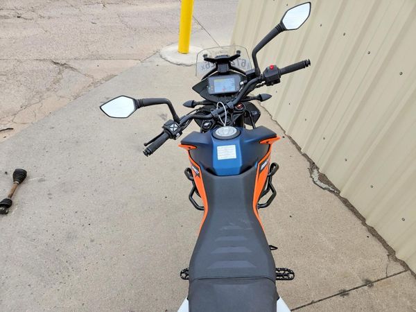 2022 KTM 390