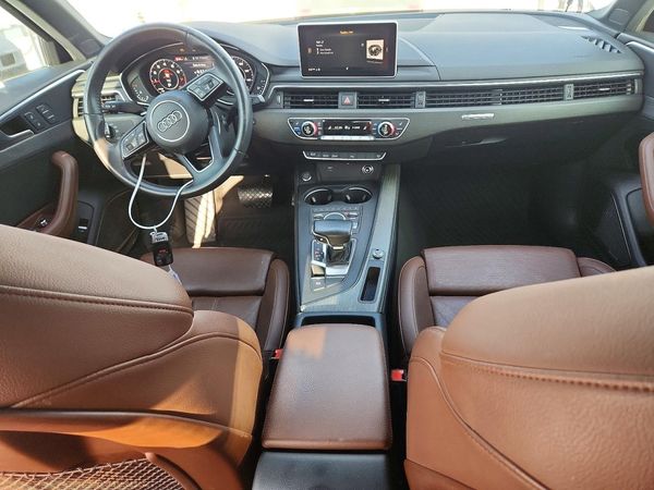 2019 AUDI A4