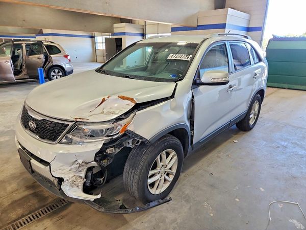 2015 KIA SORENTO GL
