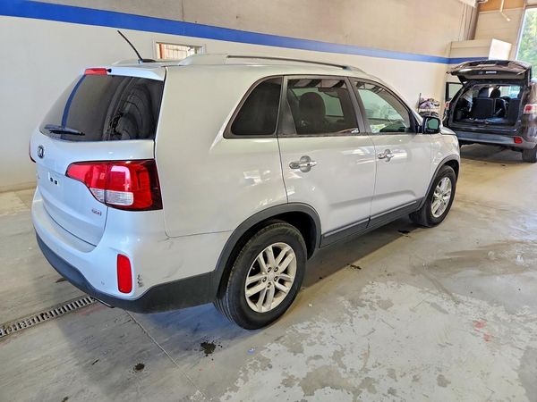 2015 KIA SORENTO GL