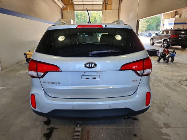 2015 KIA SORENTO GL