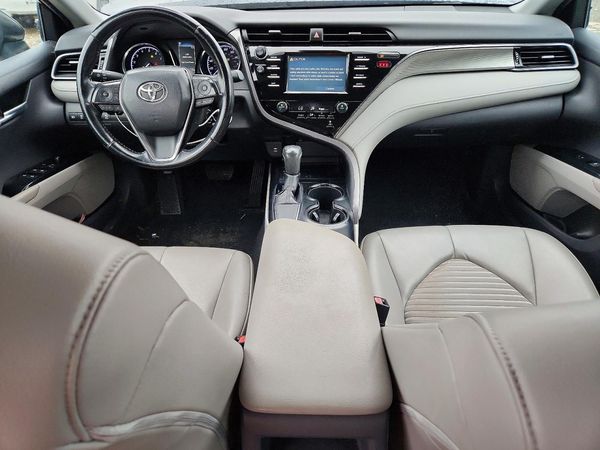2019 TOYOTA CAMRY