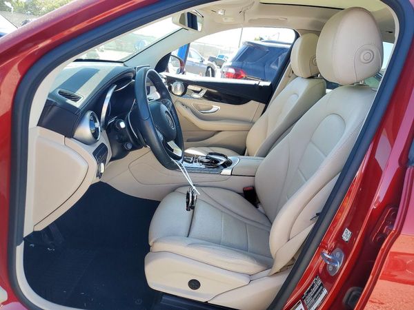 2017 MERCEDES-BENZ GLC GLC300 Base-4M
