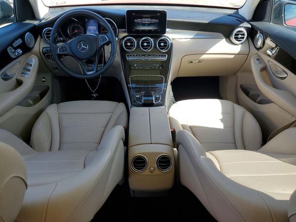 2017 MERCEDES-BENZ GLC GLC300 Base-4M