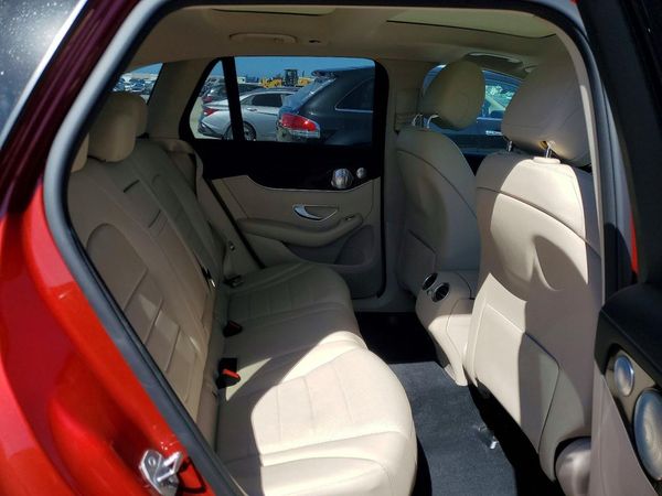 2017 MERCEDES-BENZ GLC GLC300 Base-4M