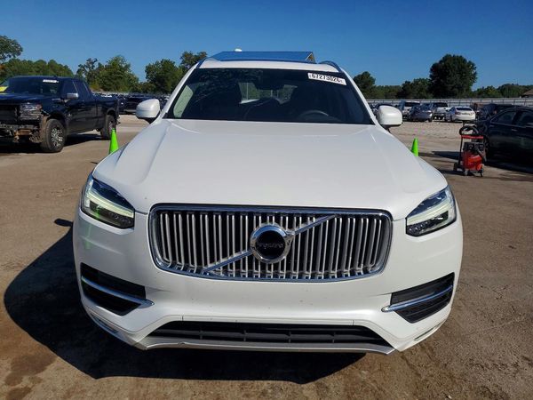 2019 VOLVO XC90 Inscription