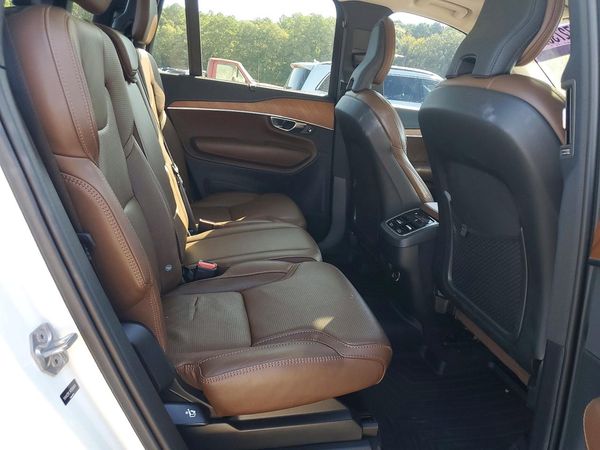2019 VOLVO XC90 Inscription