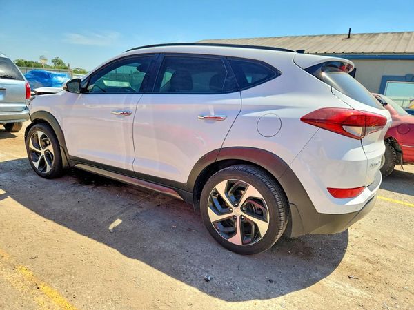 2016 HYUNDAI TUCSON