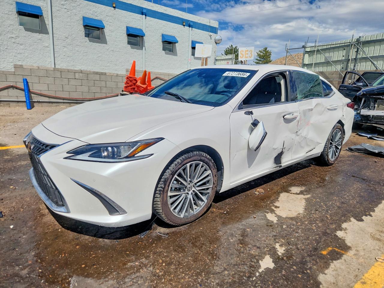 2023 LEXUS ES 250