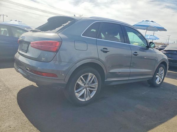 2016 AUDI Q3
