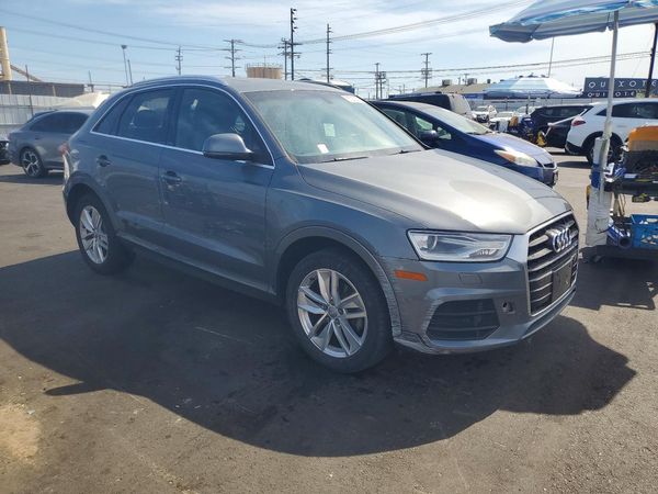 2016 AUDI Q3