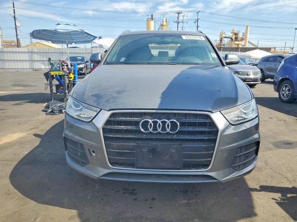 2016 AUDI Q3